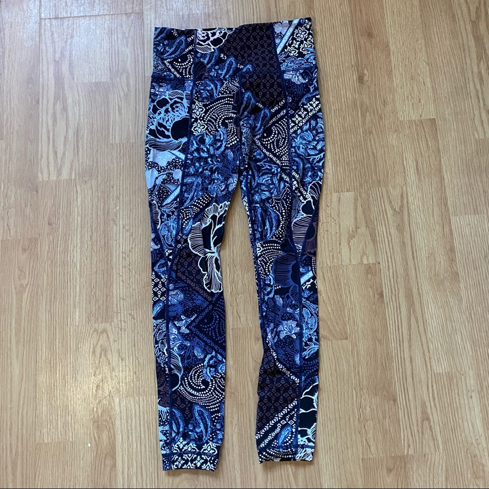 Patterned Athleta Leggings